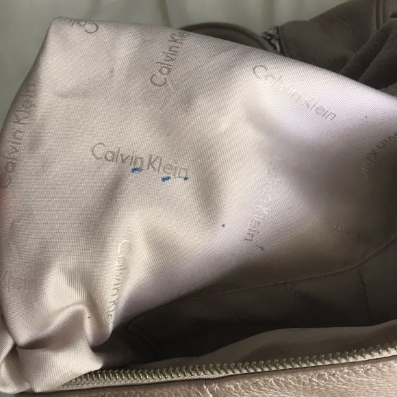 Calvin Klein Bag - Picture 7 of 8